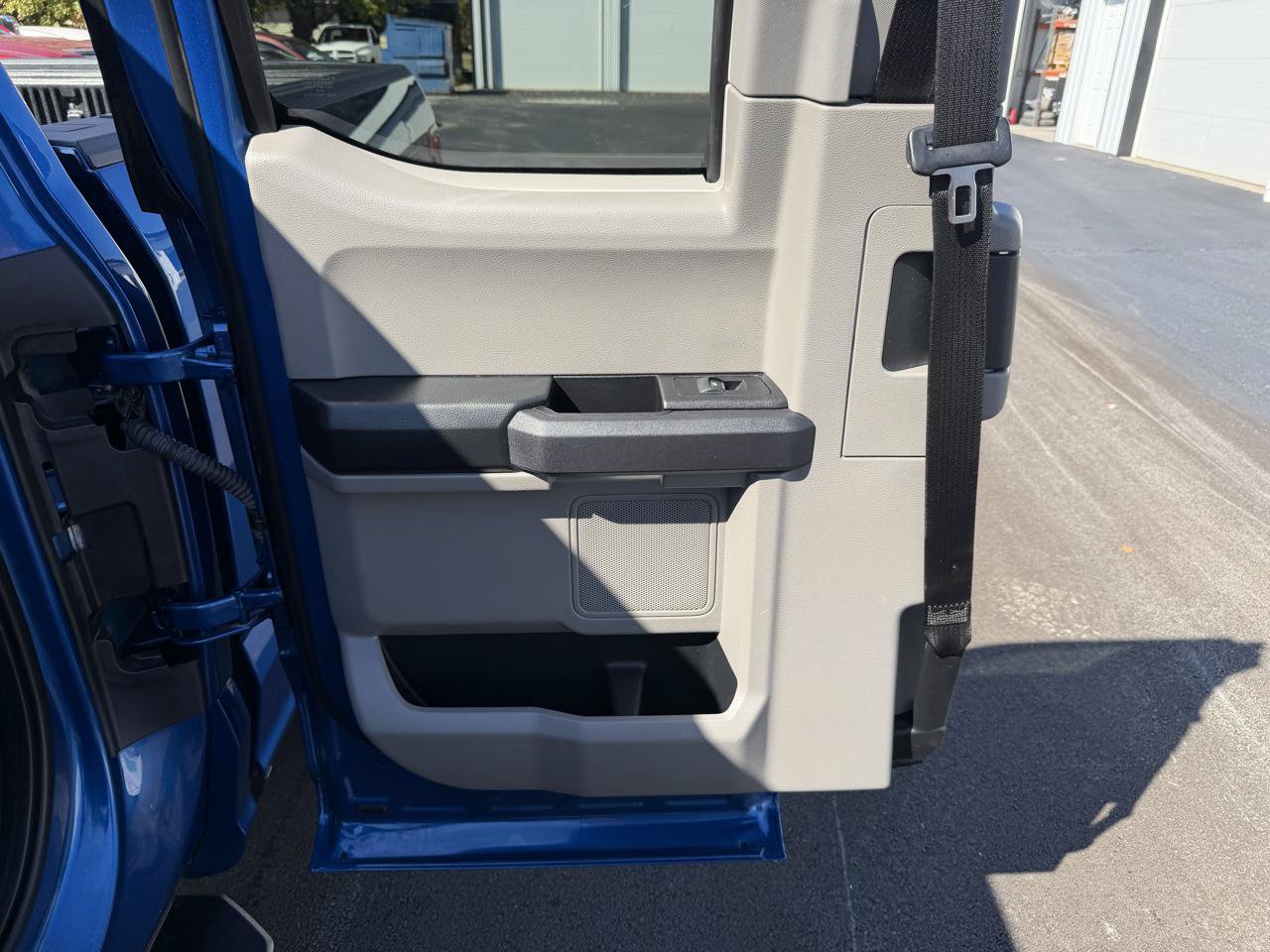 Used 2018 Ford F150 XL w/ Equipment Group 101A Mid AWD/4WD image 16