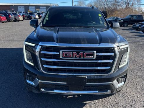 Used 2025 GMC Yukon Elevation w/ Technology Package image 2