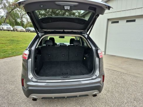 Used 2024 Ford Edge Titanium image 27