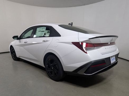 New 2026 Hyundai Elantra Sport image 5