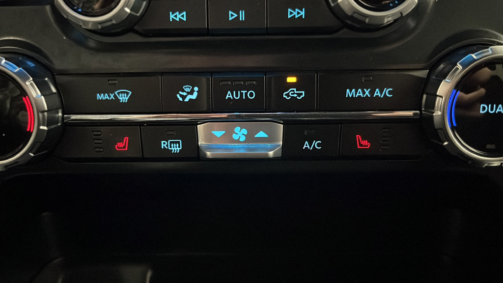 Used 2025 Ford F150 XLT w/ Equipment Group 302A MID AWD/4WD image 27