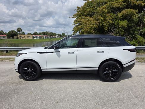 Used 2026 Land Rover Range Rover Velar S AWD/4WD image 7