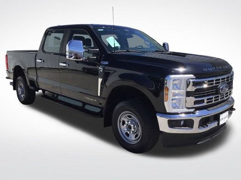 Used 2025 Ford F350 XL w/ XL Driver Assist Package AWD/4WD image 7