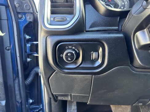 Used 2024 RAM 2500 Big Horn w/ Night Edition image 20