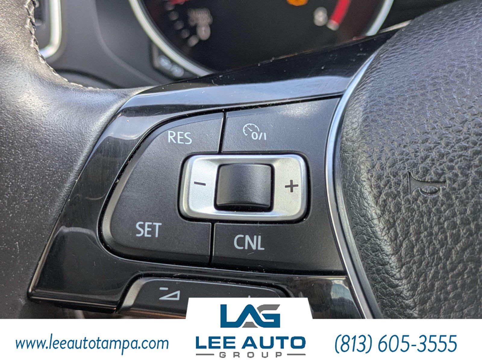 Used 2016 Volkswagen Jetta SE FWD image 10