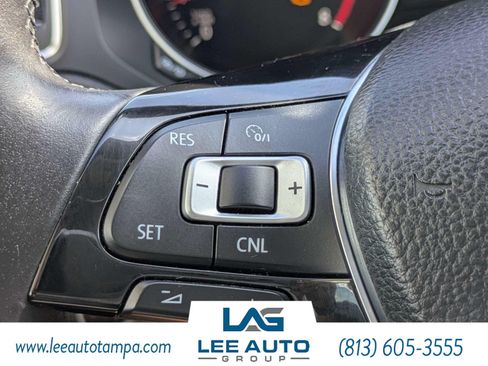 Used 2016 Volkswagen Jetta SE FWD image 10