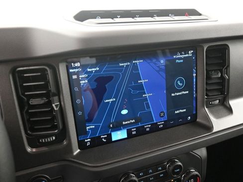 New 2025 Ford Bronco Badlands image 13