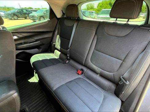 Used 2023 Chevrolet Bolt LT image 33