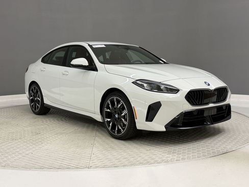 New 2026 BMW 228i w/ Technology Package FWD image 7