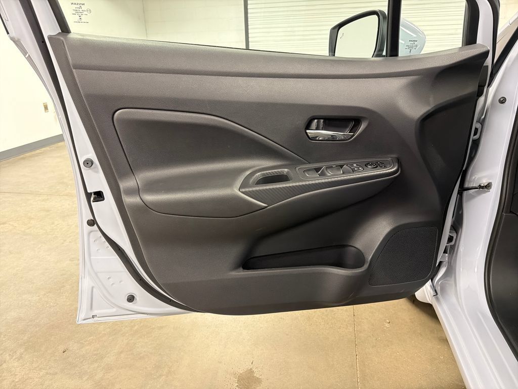 Used 2025 Nissan Versa SV w/ Trunk Package FWD image 20