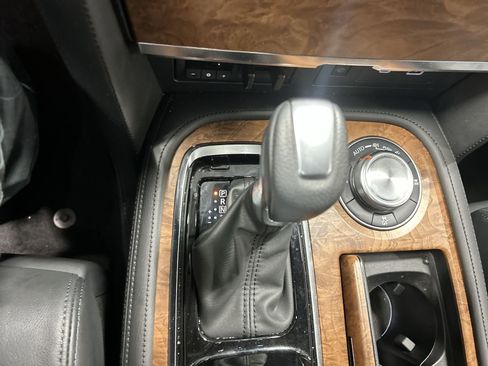 Certified 2024 Nissan Armada SL w/ Captain's Chairs Package AWD/4WD image 25