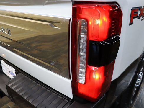 Used 2025 Ford F250 King Ranch image 24