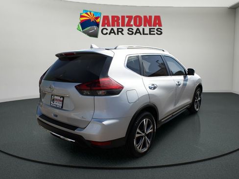 Used 2018 Nissan Rogue SL image 6