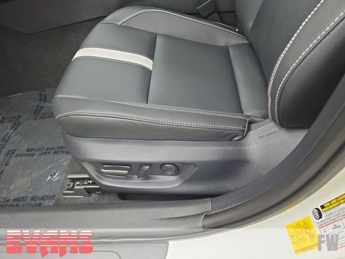 New 2026 Toyota Camry Hybrid w/ Multimedia Upgrade Package image 21