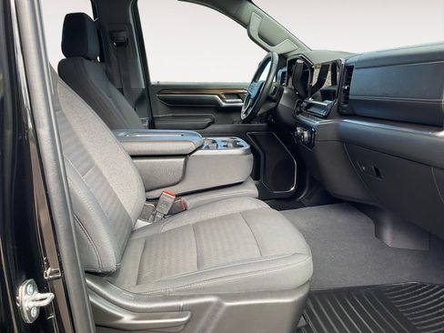 Used 2024 Chevrolet Silverado 1500 LT AWD/4WD image 15