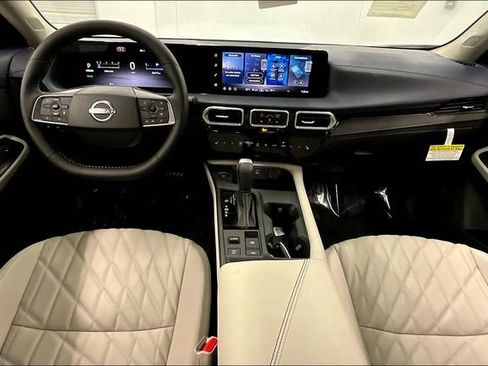 New 2026 Nissan Sentra SL w/ Floor Mat Package FWD image 6