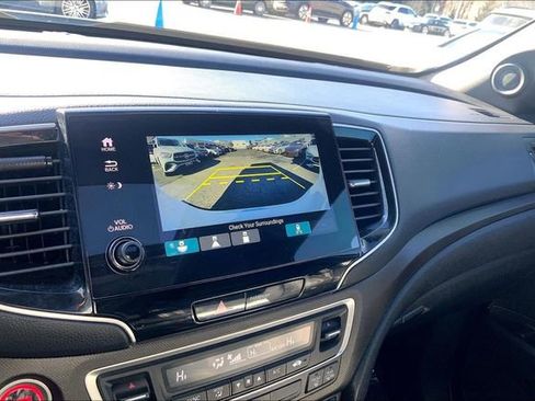 Used 2023 Honda Passport TrailSport image 23