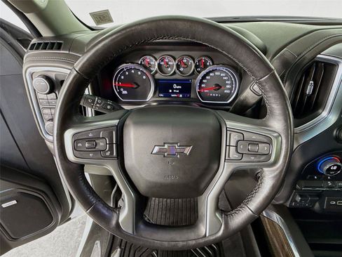 Used 2022 Chevrolet Silverado 1500 LT Trail Boss w/ Convenience Package II AWD/4WD image 13