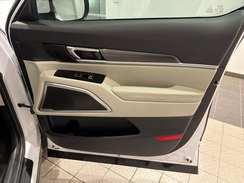Used 2024 Kia Telluride S w/ S Sunroof Package image 25