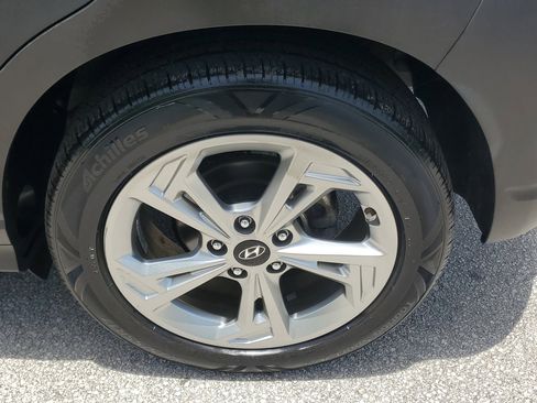 Used 2023 Hyundai Kona SEL image 7