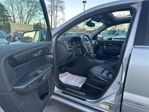 Used 2016 GMC Acadia Denali image 11