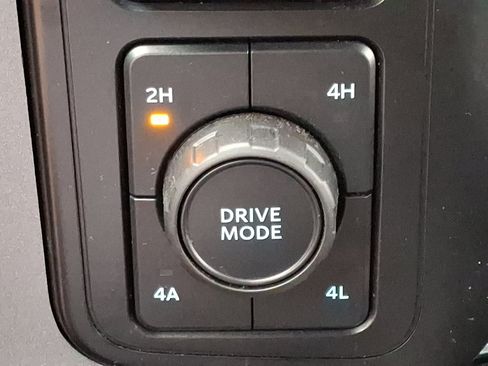 Certified 2023 Ford F150 Lariat w/ Equipment Group 502A High image 26