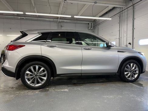 Used 2021 INFINITI QX50 Pure image 6