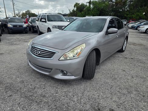 Used 2010 INFINITI G37 Journey w/ Premium Pkg RWD image 3
