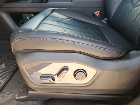 New 2027 Kia Telluride EX image 17