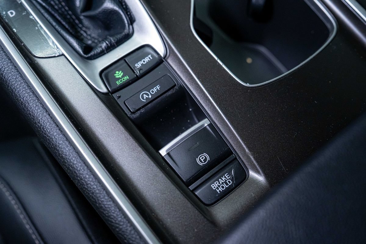 Used 2022 Honda Accord Sport image 9