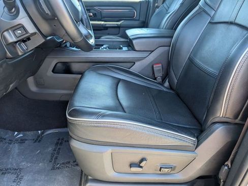 Used 2022 RAM 2500 Limited AWD/4WD image 12