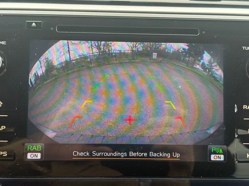 Used 2018 Subaru Outback 2.5i Limited image 11