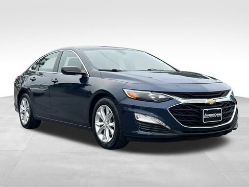 Used 2021 Chevrolet Malibu LT image 1