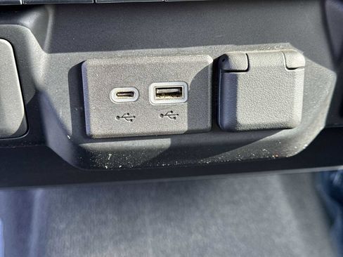 Used 2022 Chevrolet Silverado 1500 LT w/ Bed Protection Package image 28