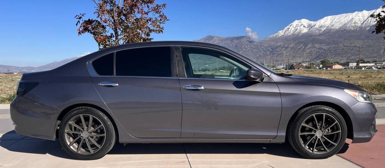 Used 2017 Honda Accord LX image 4