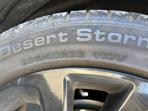 Used 2018 Land Rover Discovery HSE Luxury image 10