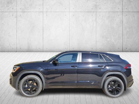 New 2026 Volkswagen Atlas Cross Sport SEL R-Line image 2