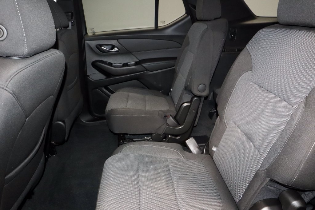Used 2023 Chevrolet Traverse LT FWD image 22