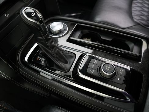 Used 2022 INFINITI QX80 Sensory w/ All-Season Package AWD/4WD image 33