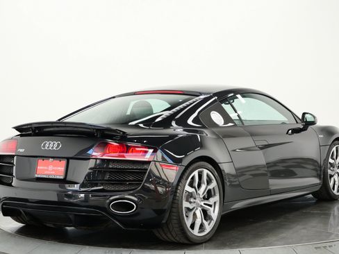 Used 2011 Audi R8 V10 AWD/4WD image 7