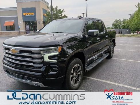 Used 2024 Chevrolet Silverado 1500 High Country w/ Technology Package AWD/4WD image 1