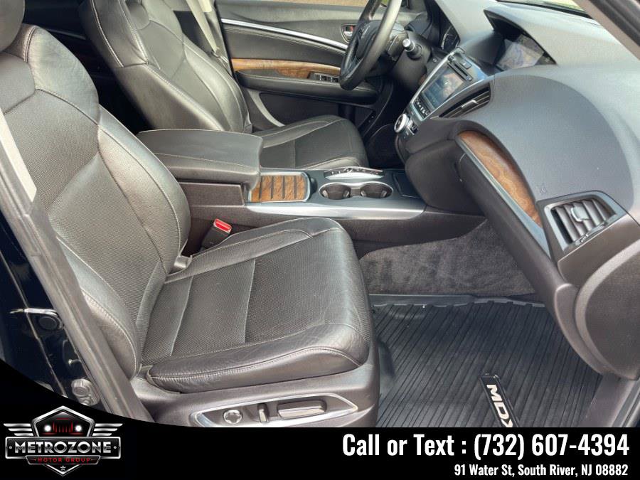 Used 2020 Acura MDX w/ Technology Package AWD/4WD image 25