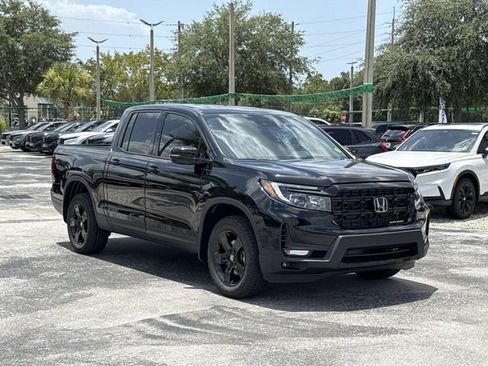 New 2026 Honda Ridgeline Black Edition image 2