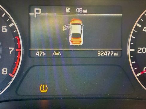 Certified 2024 Kia Forte GT-Line w/ GT-Line Premium Package image 9