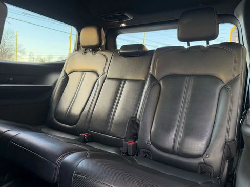 Used 2022 Jeep Wagoneer Series III image 31