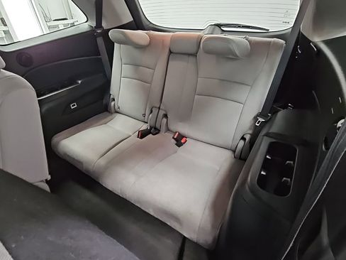 Used 2021 Honda Pilot EX image 34