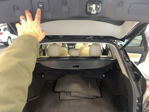 Used 2024 Nissan Murano SL image 25