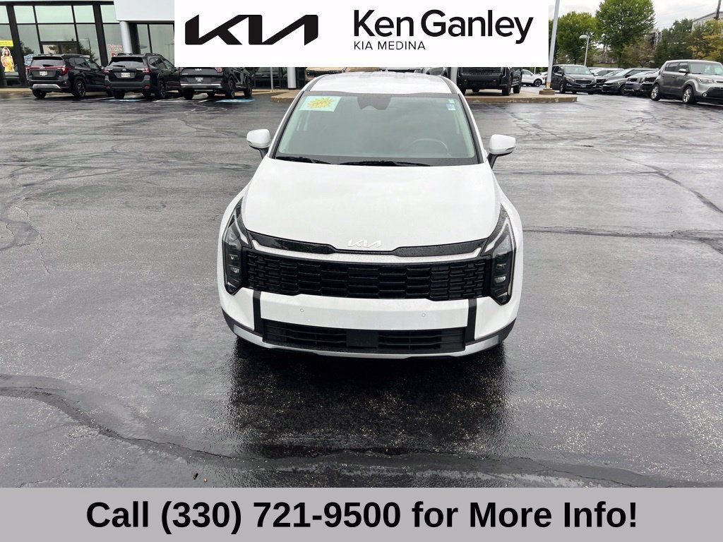 Certified 2026 Kia Sportage EX FWD image 5