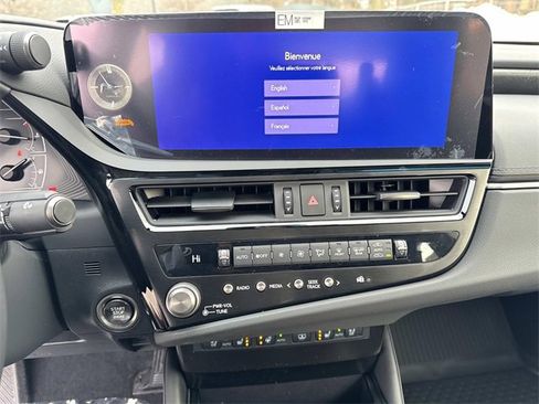 New 2025 Lexus ES 350 Ultra Luxury image 25