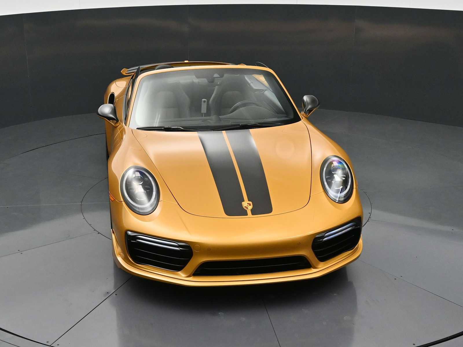 Certified 2019 Porsche 911 Turbo S AWD/4WD image 37